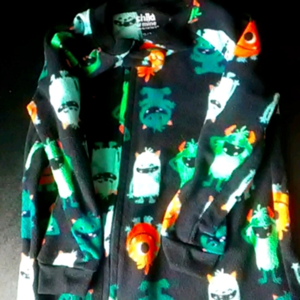2 footie boys pjs